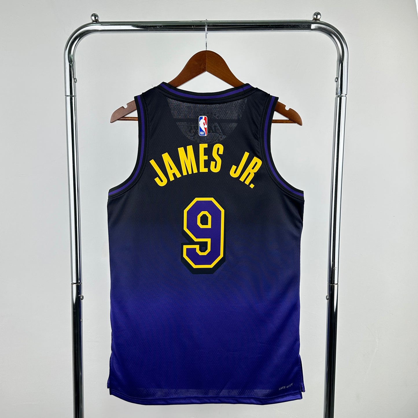 Los Angeles Lakers 25
