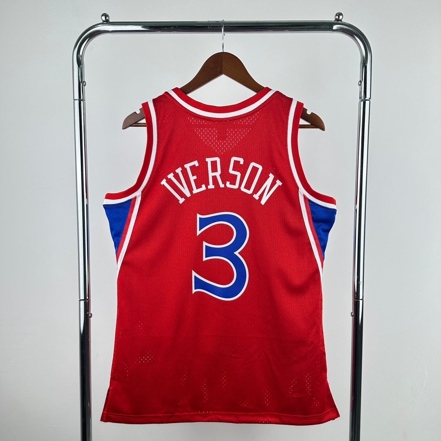 Philadelphia 76ers Retro (1996) – Allen Iverson #3