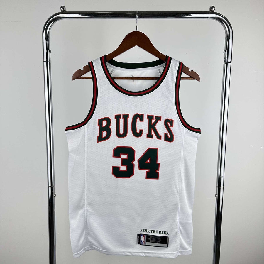 Milwaukee Bucks Classic (17/18) - Choose Player