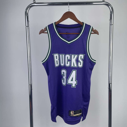 Milwaukee Bucks 22