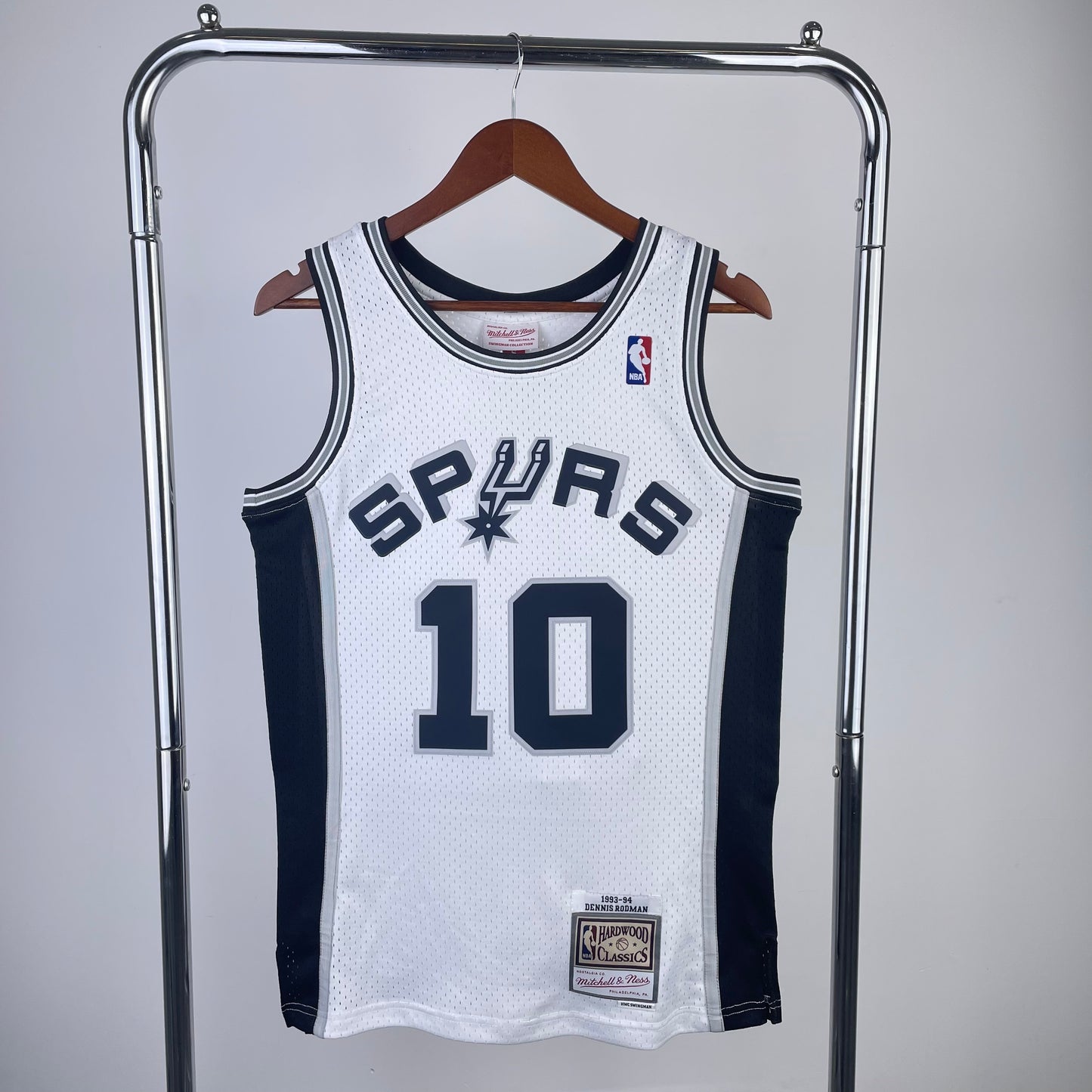 San Antonio Spurs Retro (1993) - Dennis Rodman #10