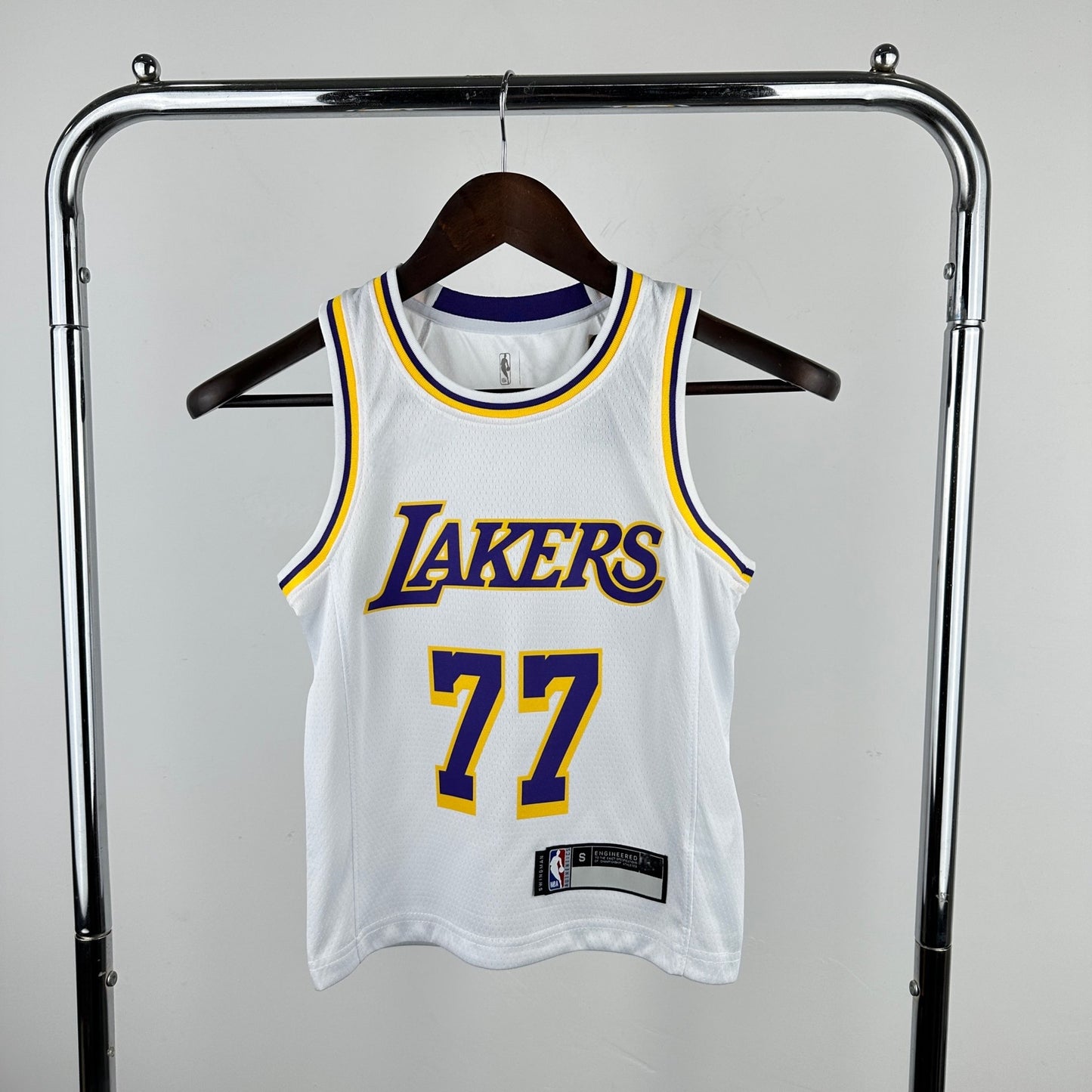 Los Angeles Lakers Association (Kids) - Luka Doncic #77