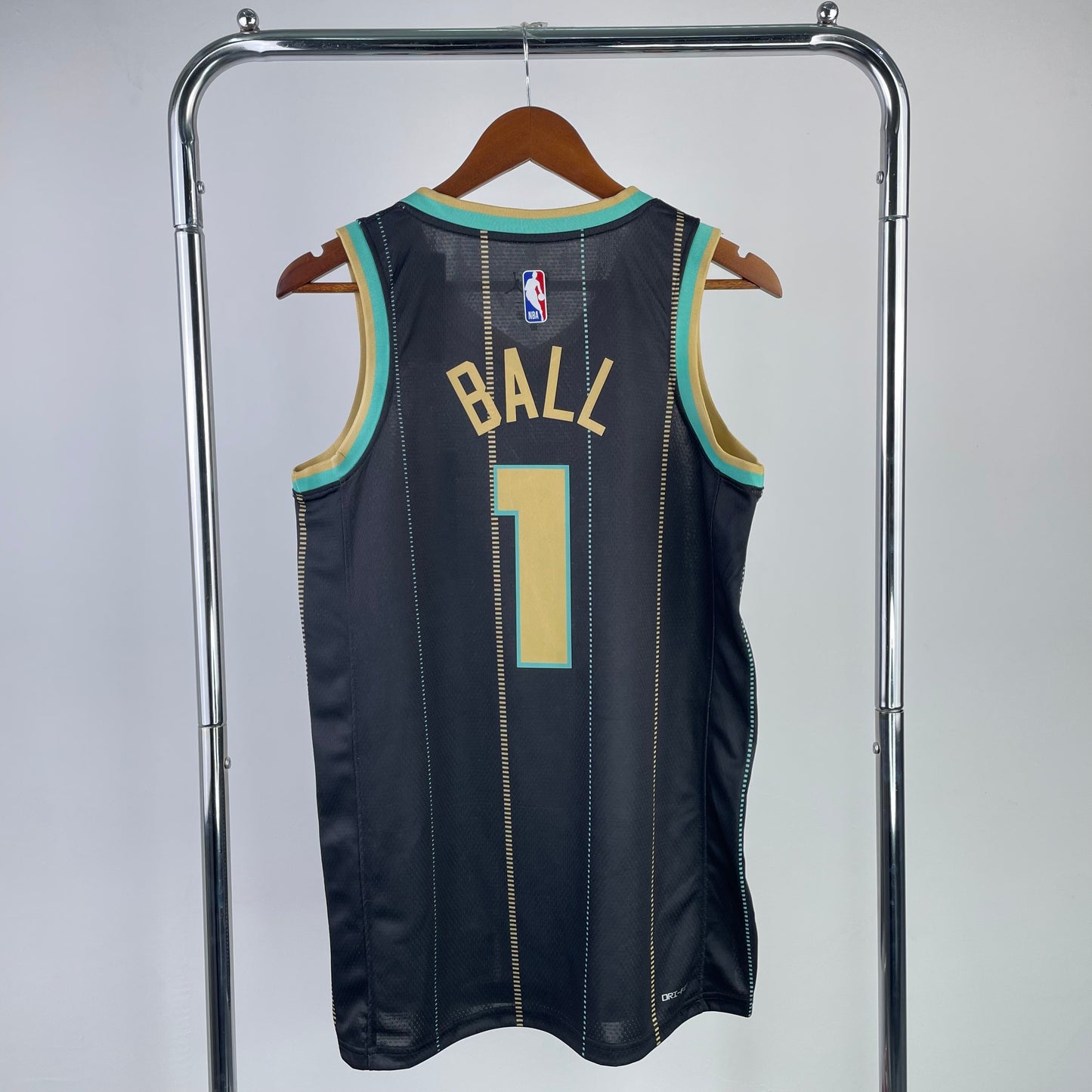 Charlotte Hornets City Edition (22/23) - Choose Player