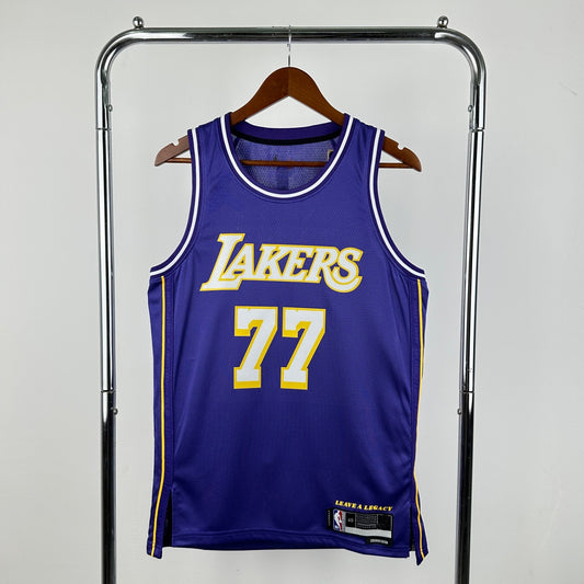 Los Angeles Lakers 26