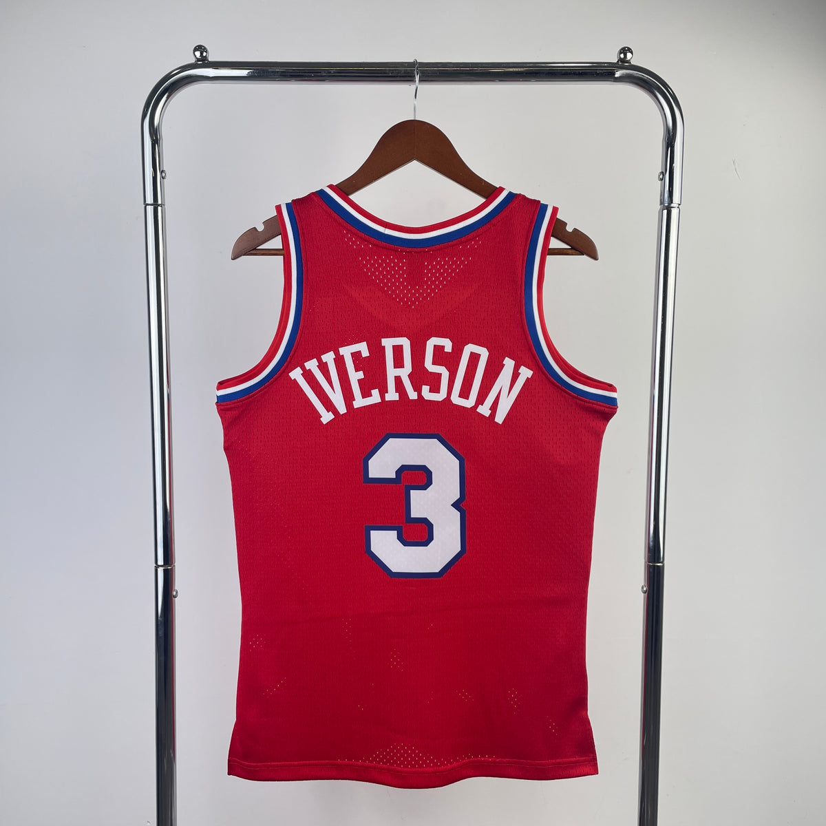 Philadelphia 76ers Retro (2002) - Allen Iverson #3