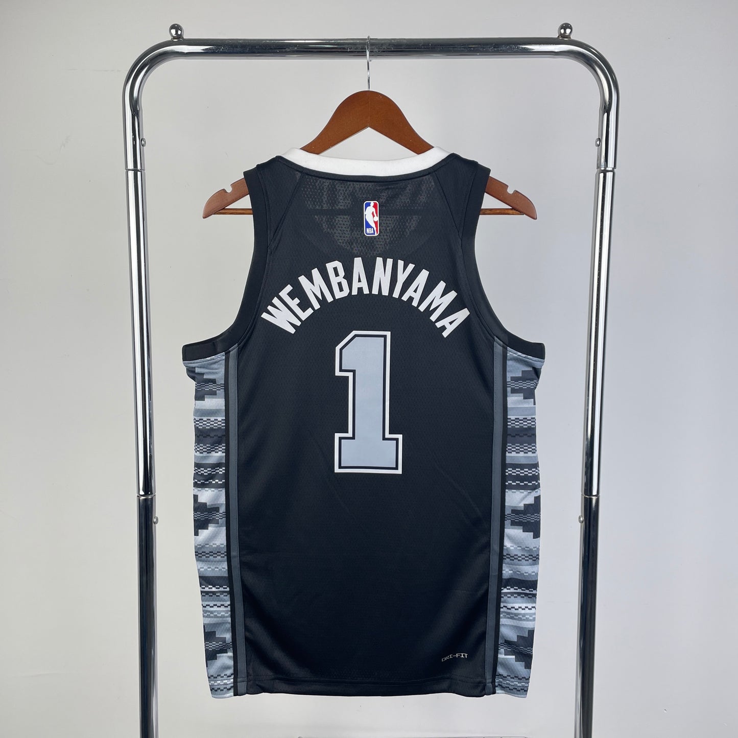 San Antonio Spurs Statement (22/23) - Choose Player