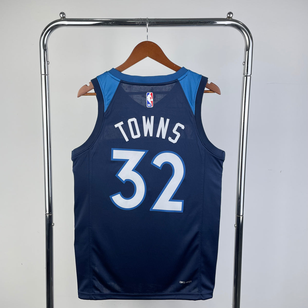 Minnesota Timberwolves Icon (25/26) - Choose Player