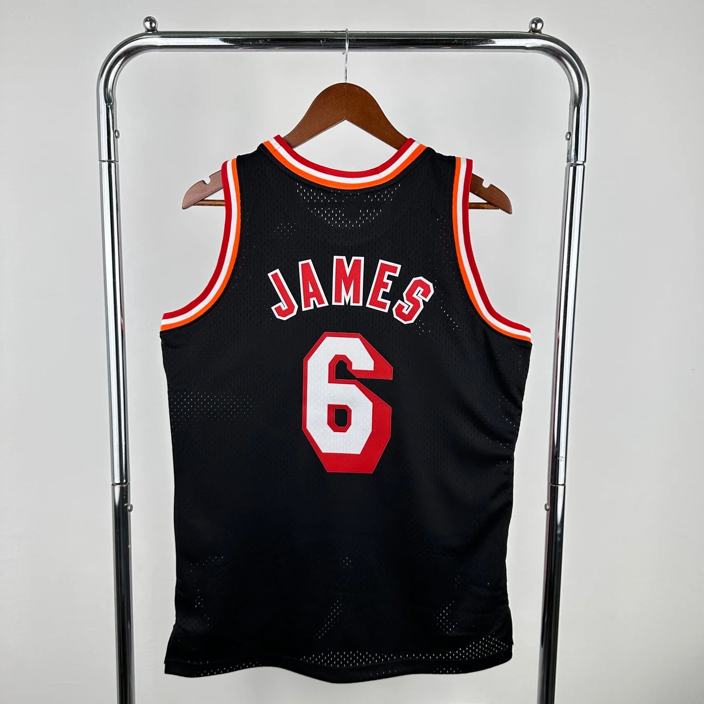 Miami Heat Retro (2013) - Lebron James #6