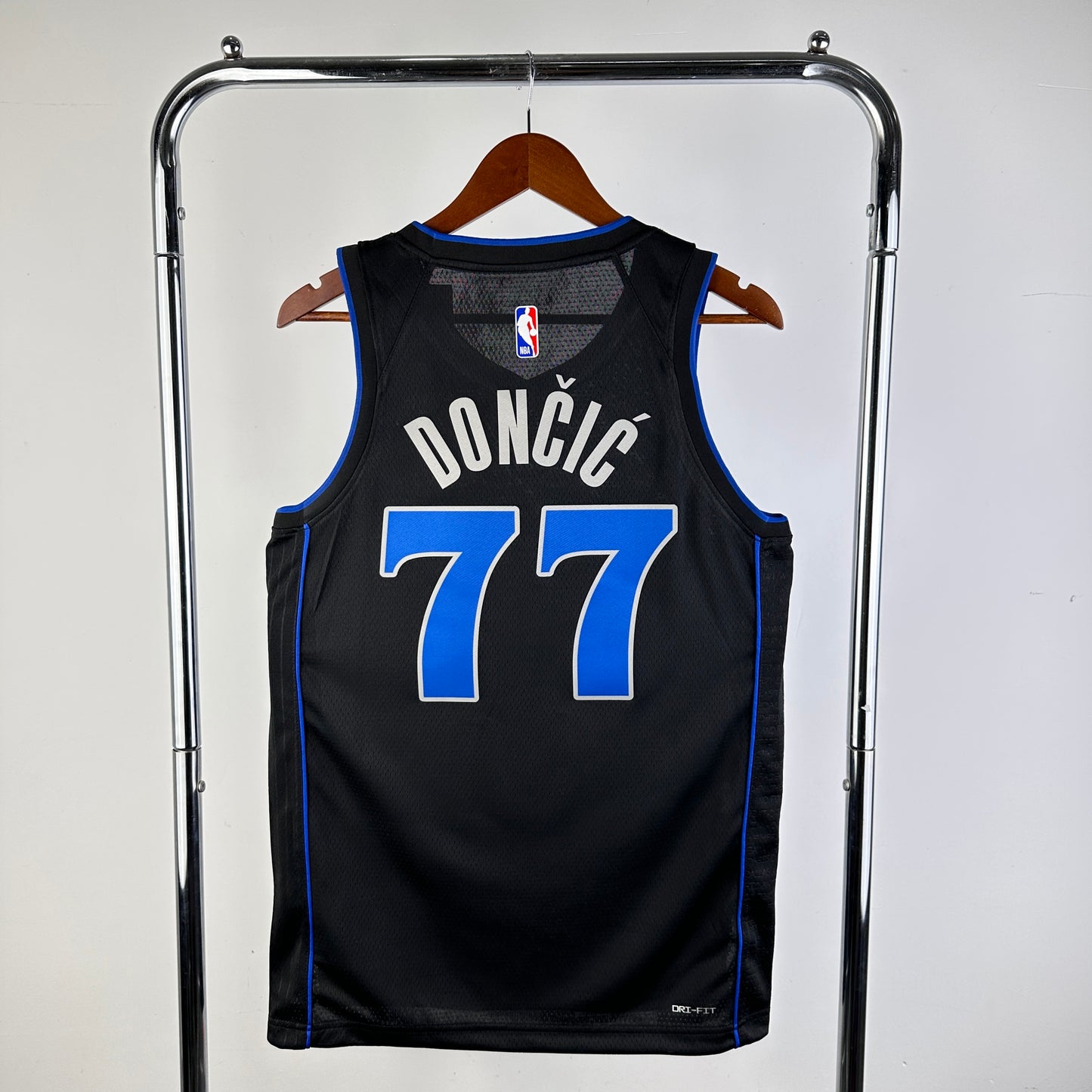 Dallas Mavericks 24