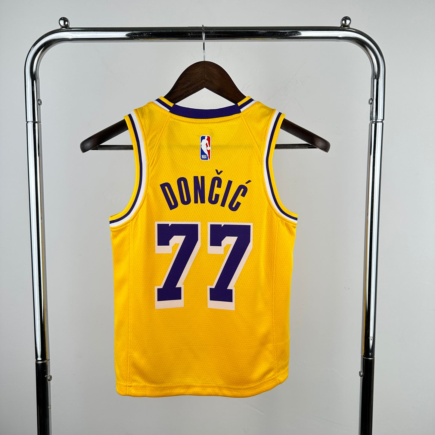 Los Angeles Lakers Icon (Kids) - Luka Doncic #77