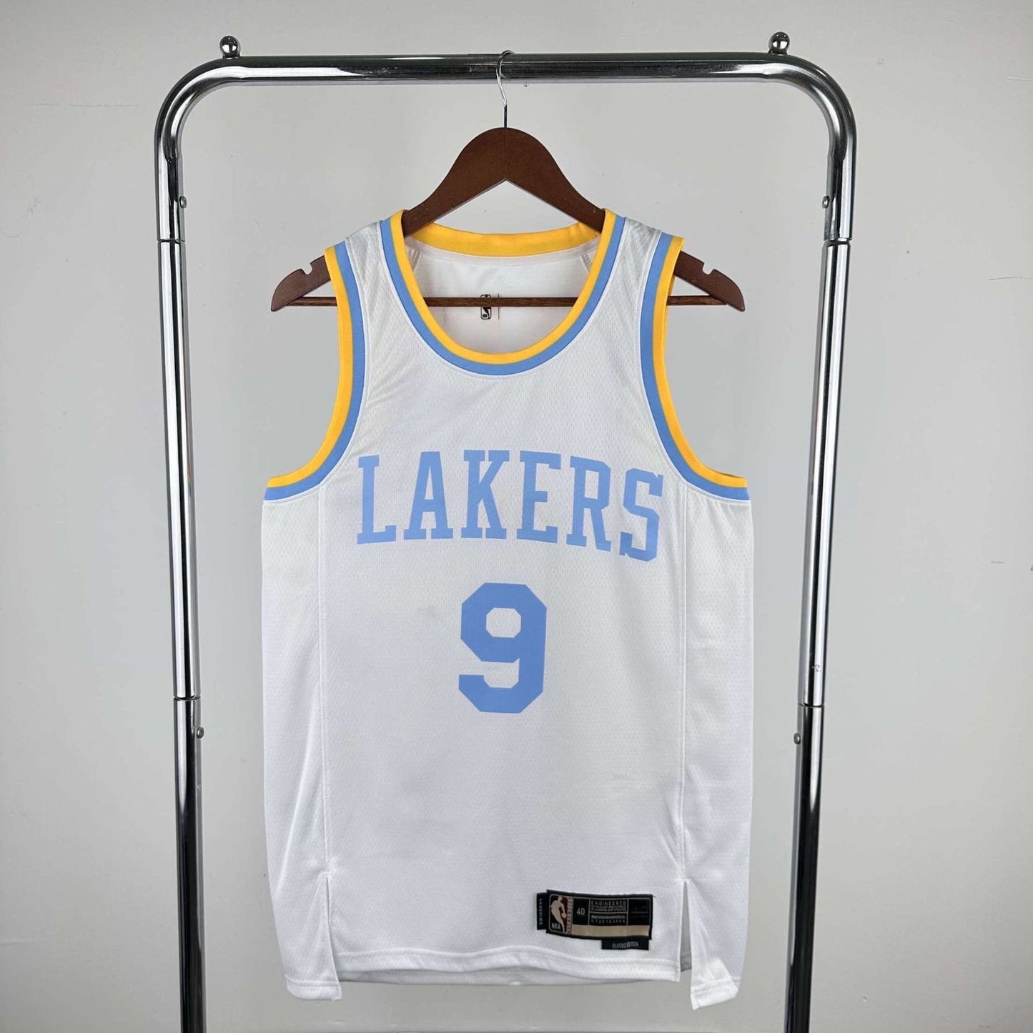 Los Angeles Lakers 23