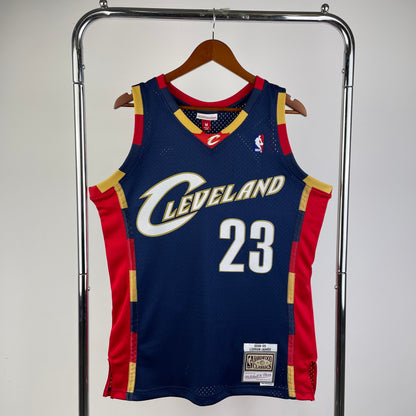 Cleveland Cavaliers Retro (2008) - Lebron James #23