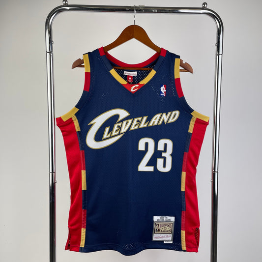 Cleveland Cavaliers Retro (2008) - Lebron James #23