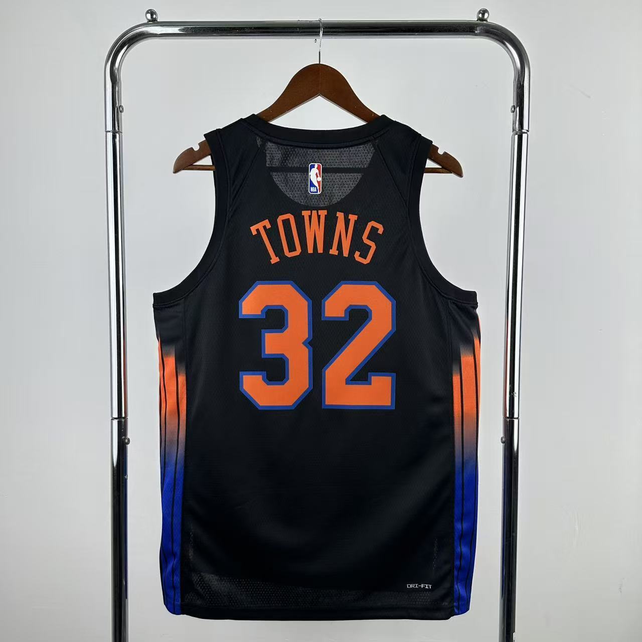 New York Knicks 26