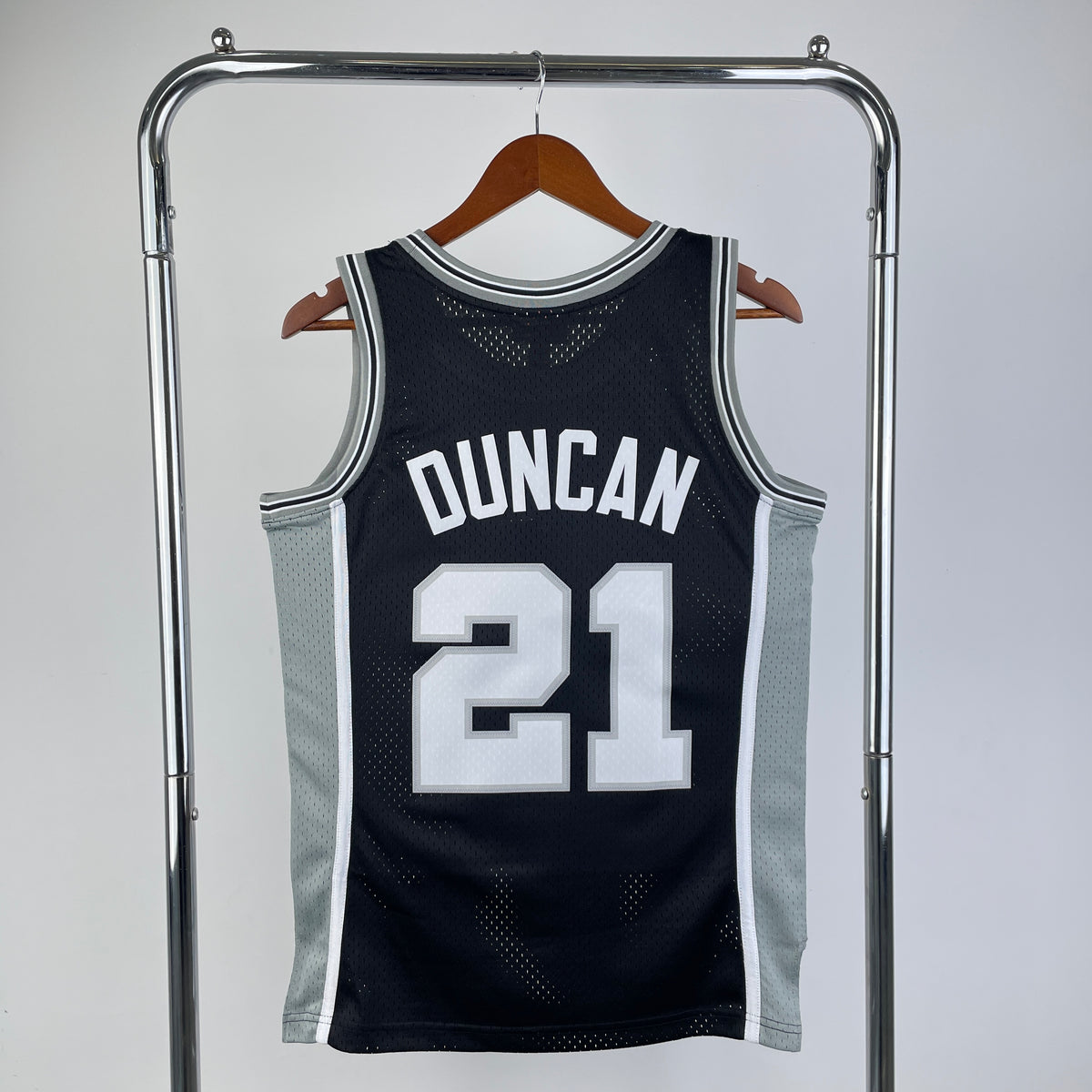 San Antonio Spurs Retro (1998) - Tim Duncan #21