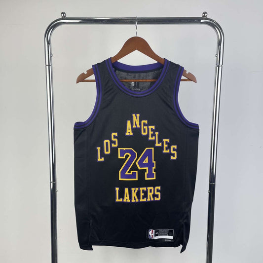 Los Angeles Lakers 24 (Retro Players)