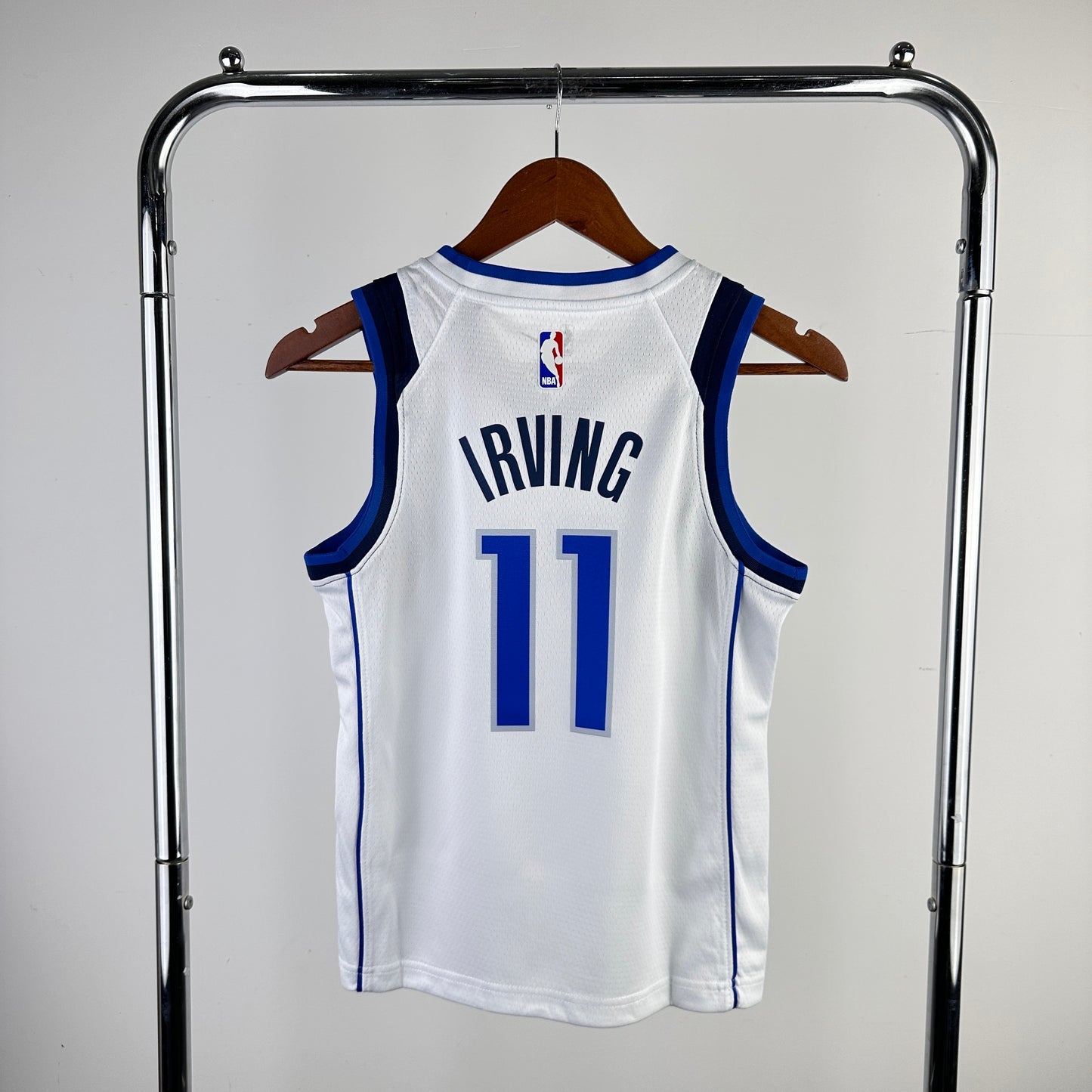 Dallas Mavericks Association (Kids) - Kyrie Irving #11